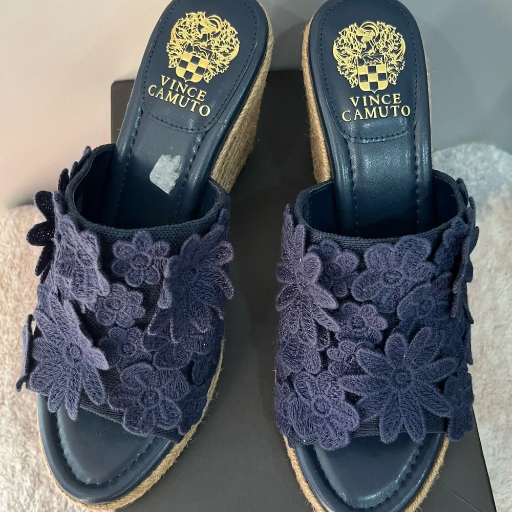 Vince Camuto‎ Navy Blue Floral Wedge Sandals Espadrille Slip-On New